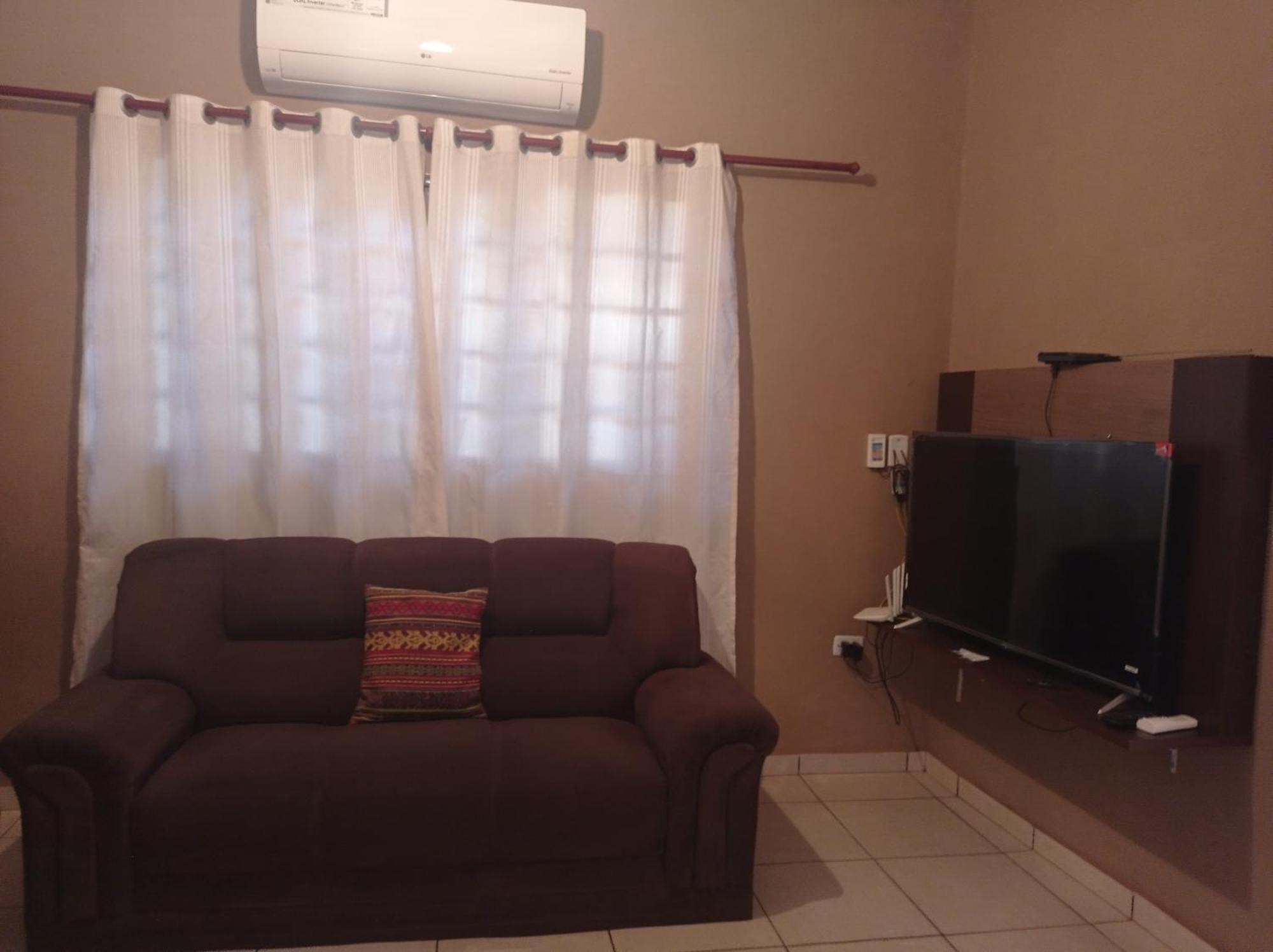 Casa Aconchegante Piscina Ar Condicionado 12 Pax Olímpia