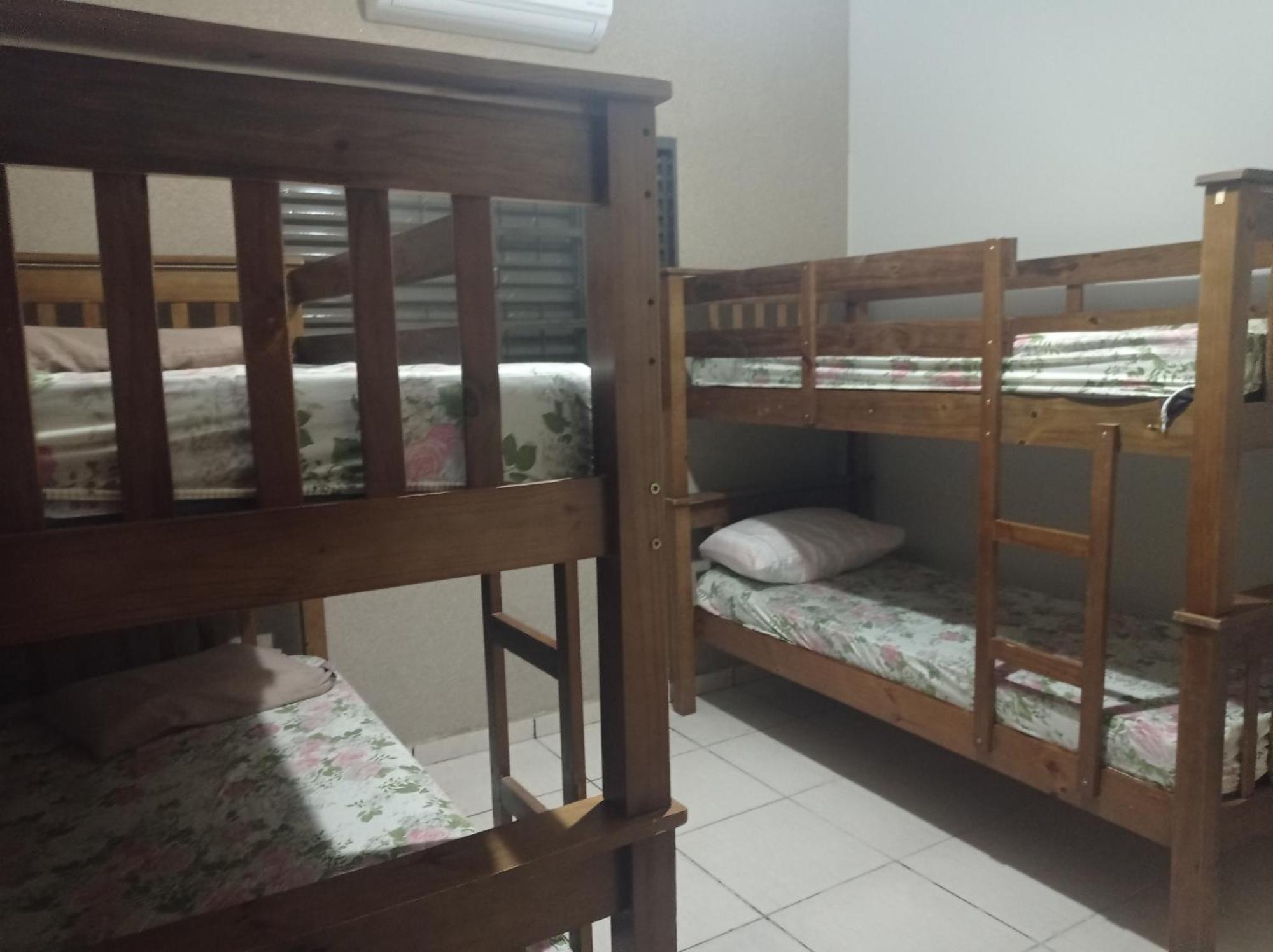 Casa Aconchegante Piscina Ar Condicionado 12 Pax Casa de férias *